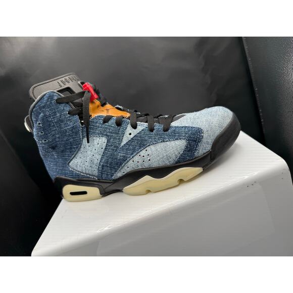 Jordan 6 Retro Denim Sneakers - Size 9.5M - Picture 10 of 10